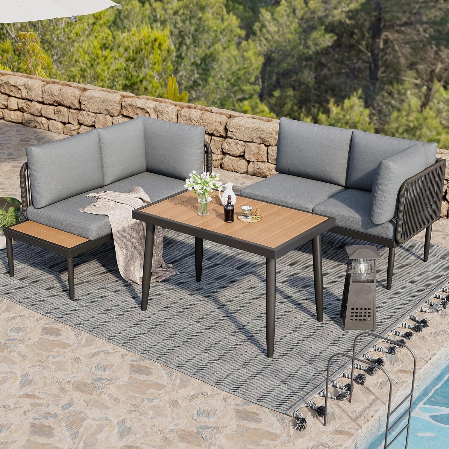 Merax Gartenmöbel Set, Balkonmöbel aus Verzinktes Stahlrohr, Terrassenmöbel mit Esstisch, Tischplatte aus Kunststoffholz, für Terrasse, Garten und Balkon, Grau — Ansicht 2