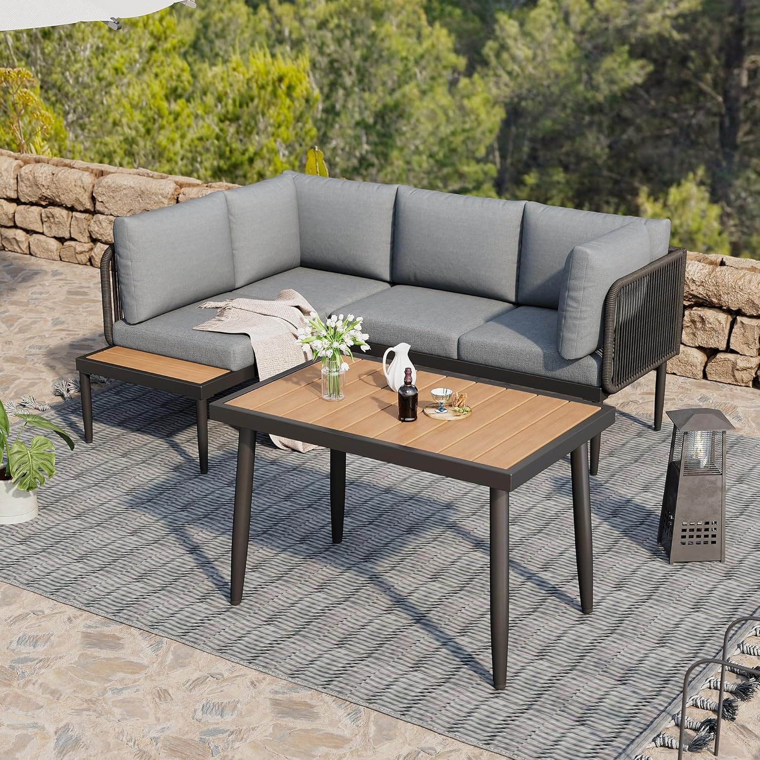 Merax Gartenmöbel Set, Balkonmöbel aus Verzinktes Stahlrohr, Terrassenmöbel mit Esstisch, Tischplatte aus Kunststoffholz, für Terrasse, Garten und Balkon, Grau